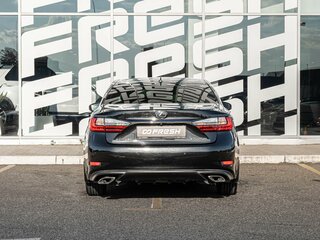 2017 Lexus ES 250 VI Рестайлинг, чёрный, 2849000 рублей, вид 4