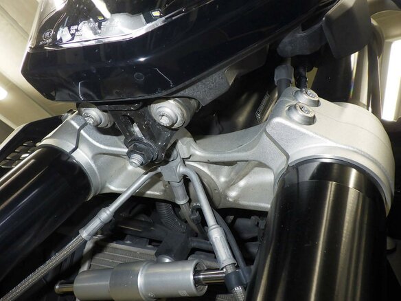 2023 BMW F 900 R, серый, 977000 рублей - вид 10