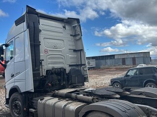 2020 Volvo FH 540, белый, 8975000 рублей, вид 2