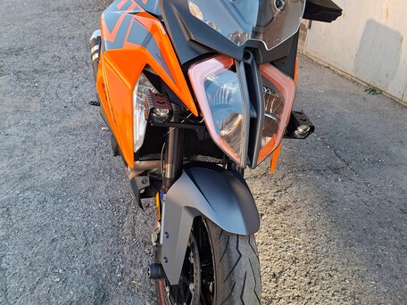 2023 KTM 1290 Super Duke GT, оранжевый, 1650000 рублей, вид 2
