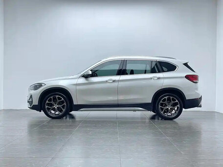 2022 BMW X1 Long 20Li sDrive II (F48) Рестайлинг, белый, 2390000 рублей, вид 5