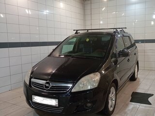 2010 Opel Zafira B Рестайлинг, чёрный, 480000 рублей, вид 1