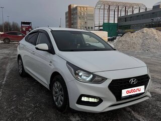 2019 Hyundai Solaris II, белый, 1200000 рублей, вид 2