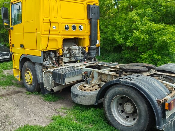 2000 DAF 95XF, жёлтый, 800000 рублей - вид 3