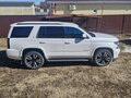 2016 Chevrolet Tahoe IV, белый, 3100000 рублей - вид 3