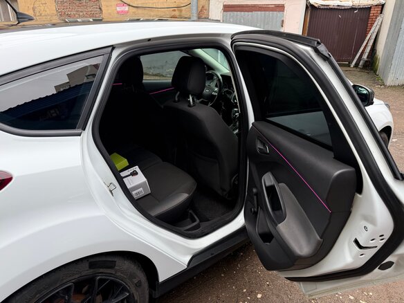 2012 Ford Focus III, белый - вид 17