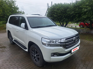 2019 Toyota Land Cruiser 200 Series Рестайлинг 2, белый, 8200000 рублей, вид 4