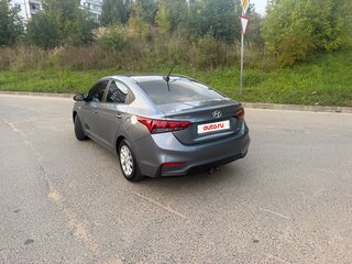2017 Hyundai Solaris II, серый, 1330000 рублей, вид 5