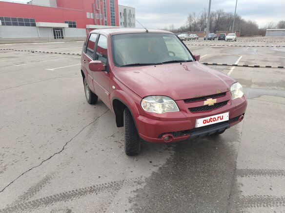 2011 Chevrolet Niva I Рестайлинг, красный, 400000 рублей - вид 2