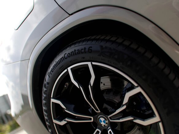2021 BMW X4 M Competition I (F98), серый, 6700000 рублей - вид 9