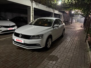 2016 Volkswagen Jetta VI Рестайлинг, белый, 1620000 рублей, вид 1