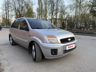 2007 Ford Fusion I Рестайлинг, серебристый, 440000 рублей, вид 1