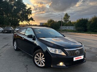 2013 Toyota Camry VII (XV50), чёрный, 1519999 рублей, вид 3