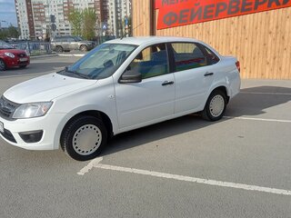 2017 Lada (ВАЗ) Granta I, белый, 460000 рублей, вид 2