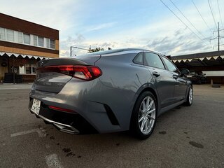 2021 Kia K5 III, серый, 1845000 рублей, вид 3