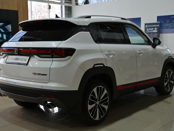2025 Changan CS35 Plus I Рестайлинг, белый, 2839900 рублей - вид 3