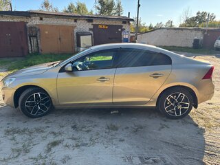 2011 Volvo S60 II, жёлтый, 860000 рублей, вид 3