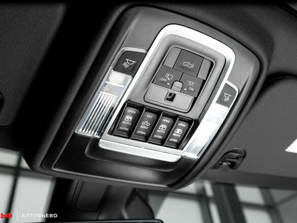 2025 Ram 1500 Crew Cab V Рестайлинг, чёрный - вид 11