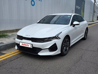 2023 Kia K5 III, белый, 2770017 рублей, вид 1