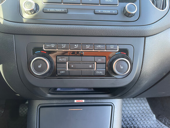 2011 Volkswagen Golf Plus II, красный, 1399000 рублей - вид 31
