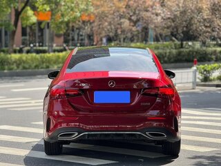 2023 Mercedes-Benz A-Класс 180 IV (W177) Рестайлинг, красный, 1585000 рублей, вид 5