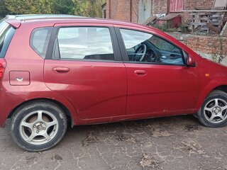 2005 Chevrolet Aveo I, красный, 350000 рублей, вид 3