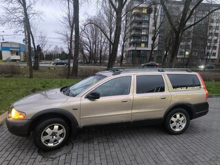 2002 Volvo V70 II, золотистый, 600000 рублей, вид 3