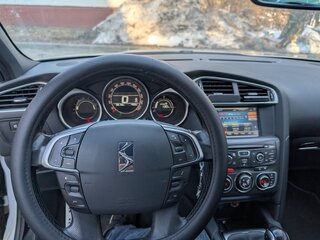 2012 Citroen DS4, белый, 700000 рублей, вид 4
