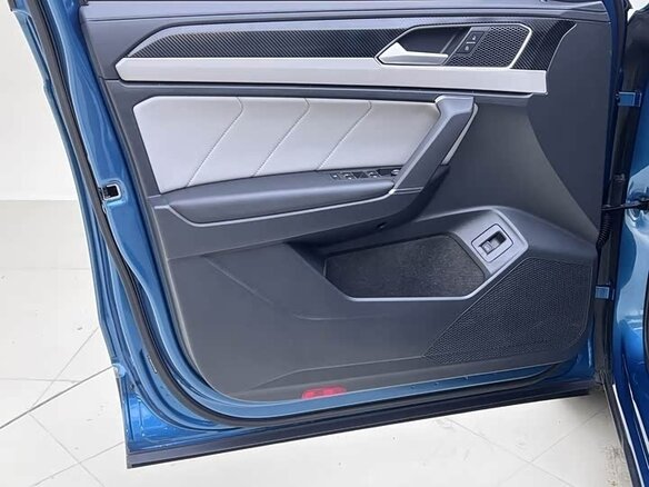 2023 Volkswagen Tayron I Рестайлинг, синий, 2630000 рублей - вид 23