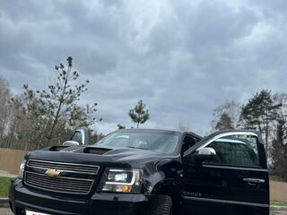 2013 Chevrolet Tahoe 6AT III, чёрный, 1650000 рублей, вид 1