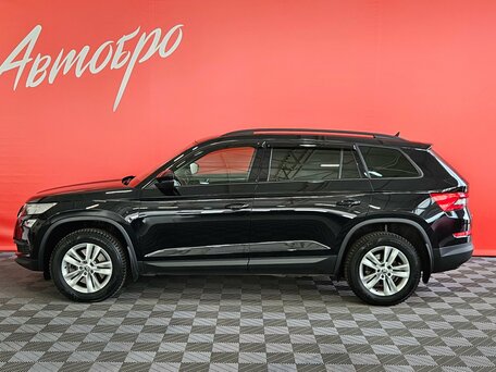 2020 Skoda Kodiaq I, чёрный, 2599000 рублей, вид 2