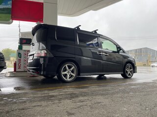2007 Honda Stepwgn Spada III, чёрный, 1200000 рублей, вид 4
