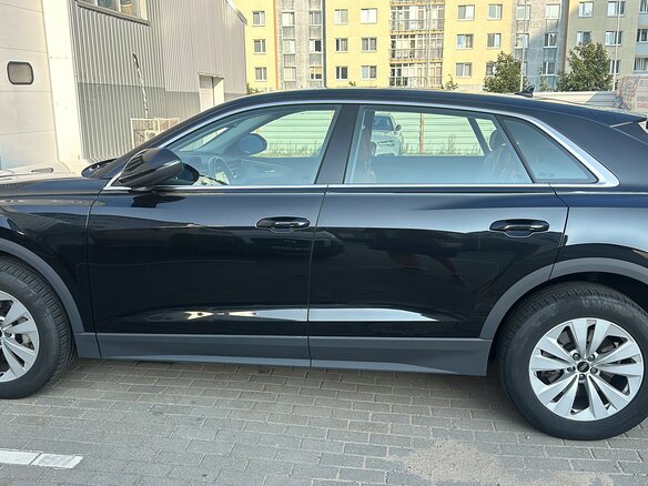 2022 Audi Q8 55 TFSI I (4M), чёрный, 6172000 рублей - вид 6