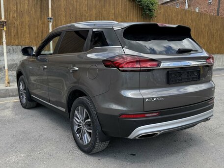 2022 Geely Atlas Pro, серый, 1700000 рублей, вид 4