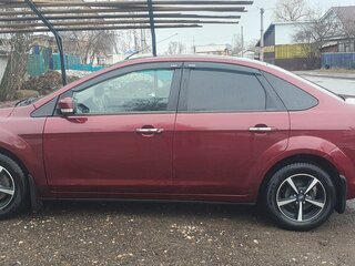 2008 Ford Focus II Рестайлинг, пурпурный, 550000 рублей, вид 4
