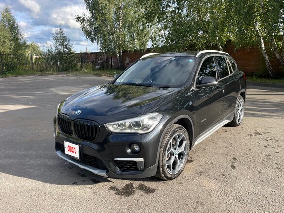 2017 BMW X1 18i sDrive II (F48), чёрный, 1770000 рублей - вид 2