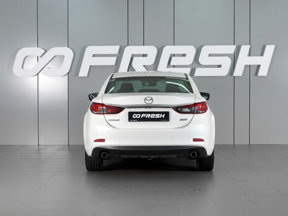 2018 Mazda 6 III (GJ) Рестайлинг, белый, 1899000 рублей - вид 3