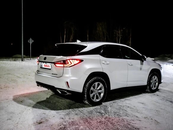 2016 Lexus RX 200t IV, белый, 4100000 рублей - вид 6