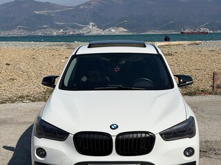 2015 BMW X1 20i xDrive II (F48), белый, 2700000 рублей, вид 2