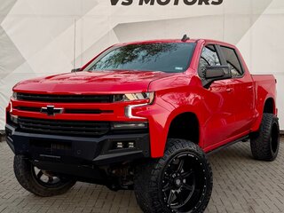 2020 Chevrolet Silverado Double Cab IV (T1XX), красный, 6350000 рублей, вид 3