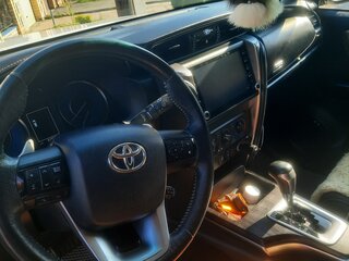 2021 Toyota Fortuner II Рестайлинг, белый, 5600000 рублей, вид 4
