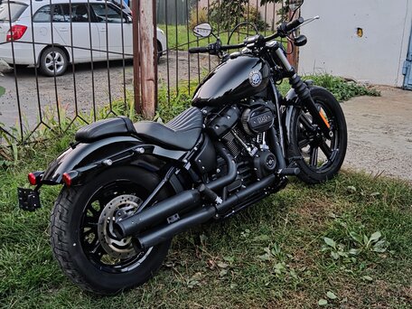 2022 Harley-Davidson Street Bob, чёрный, 1150000 рублей, вид 3