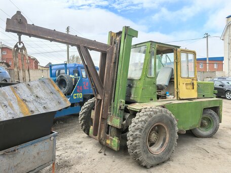 1988 Львовский Автопогрузчик М-40814, зелёный, 600000 рублей, вид 3
