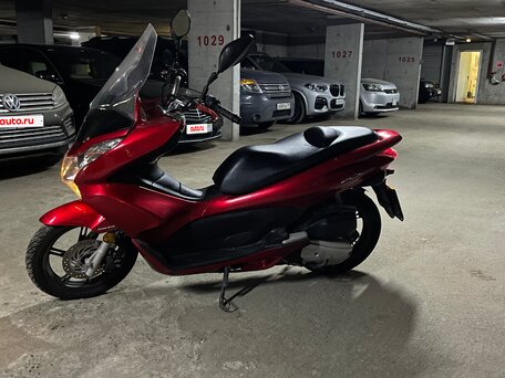 2013 Honda PCX 150, красный, 215000 рублей, вид 4