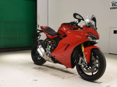 2019 Ducati Supersport, красный, 709000 рублей, вид 3