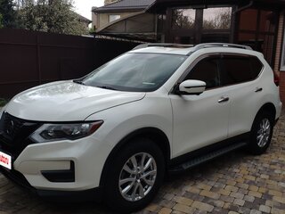 2017 Nissan Rogue II Рестайлинг, белый, 1900000 рублей, вид 1