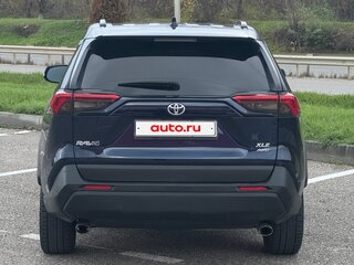 2021 Toyota RAV4 V (XA50), синий, 3530000 рублей, вид 5