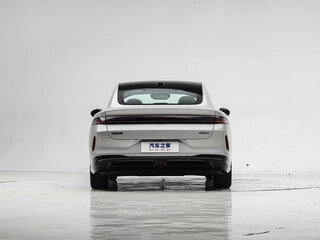 2026 Changan Qiyuan A06 28.39 kWh, серебристый, 2200205 рублей, вид 5