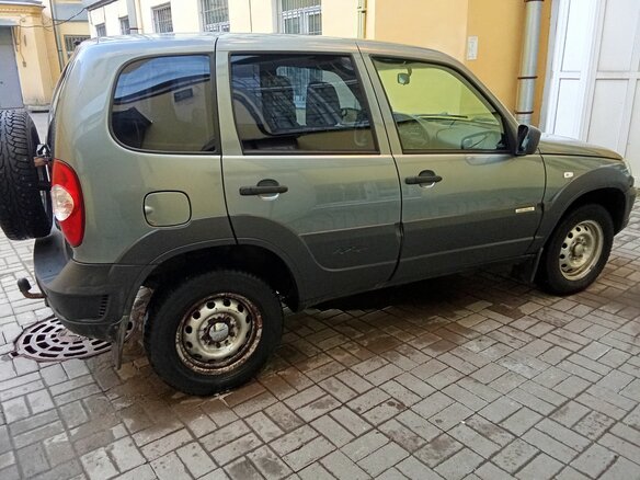 2016 Chevrolet Niva I Рестайлинг, серый, 525000 рублей - вид 11