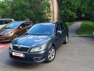 2011 Skoda Octavia Czech market II (A5) Рестайлинг, серый, 890000 рублей, вид 1
